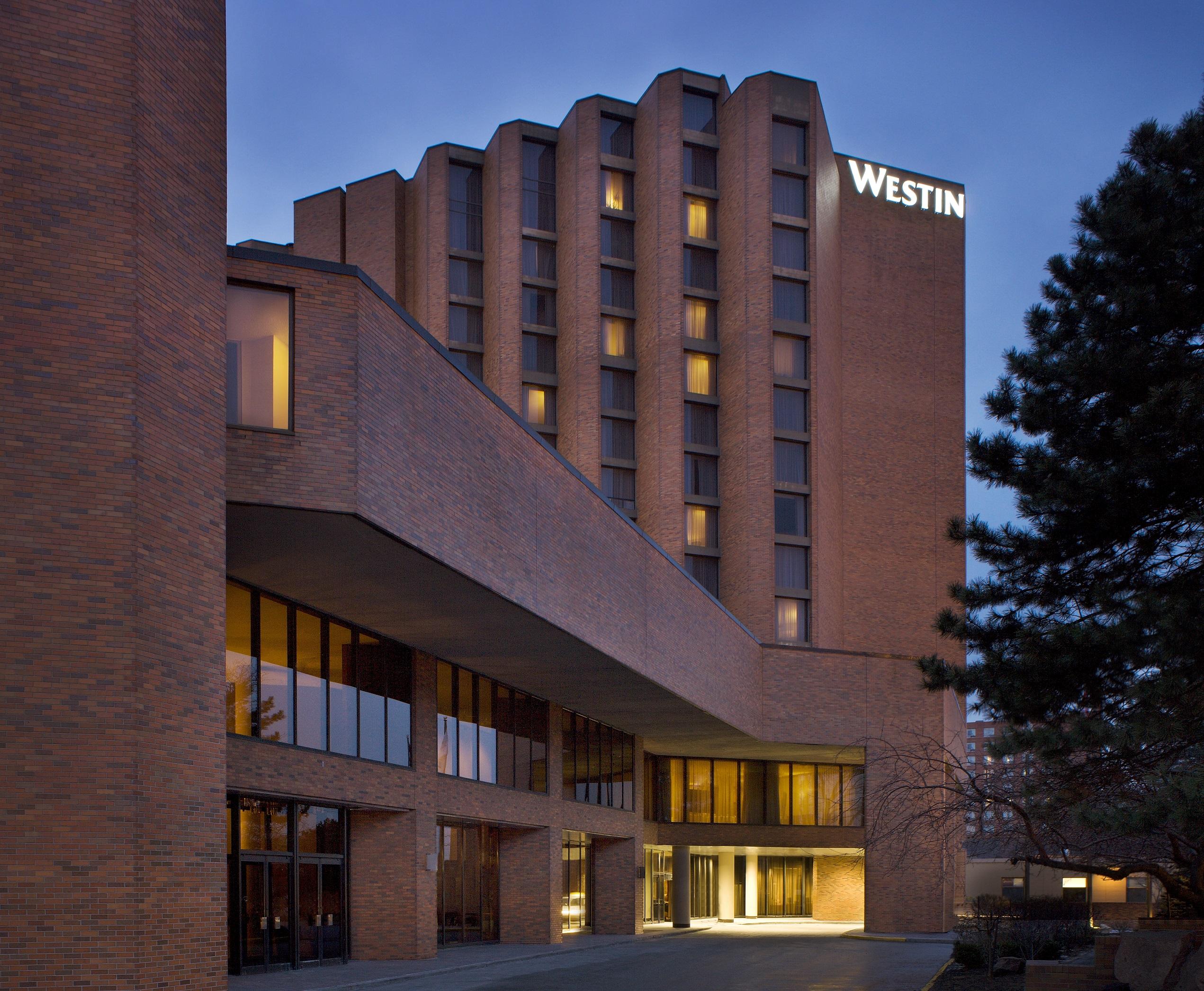 The Westin Toronto Airport Hotel Exterior photo